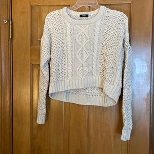 Urban Outfitters BDG Cropped Cableknit Cream Sweater